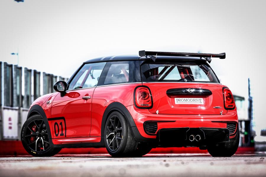  Mini Cooper S JCW Challenge 2016 года  (фото 9 из 60)